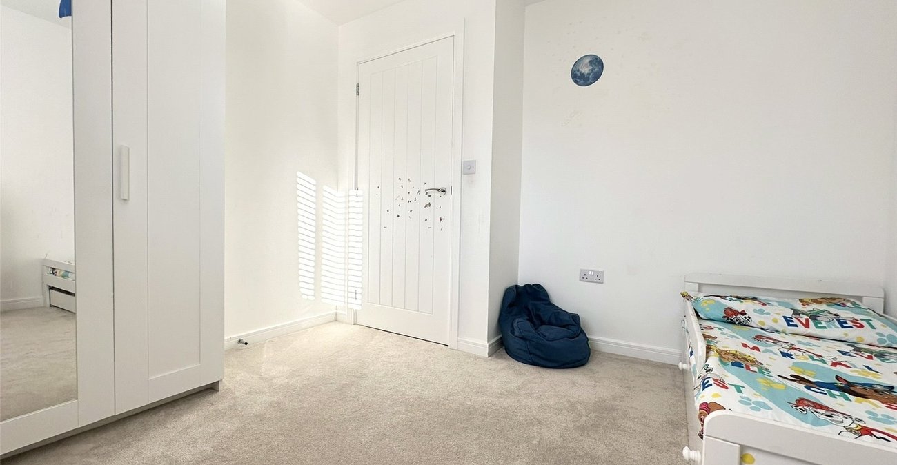 3 bedroom house for sale in Greenhithe | Robinson Jackson