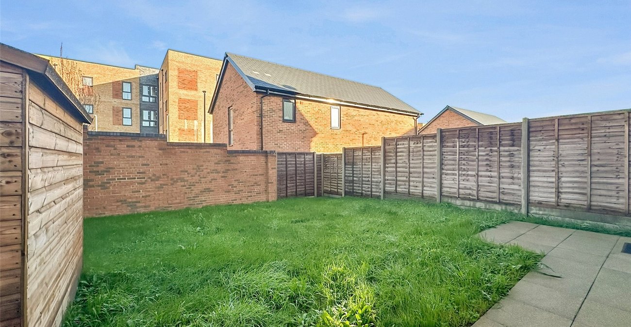 3 bedroom house for sale in Greenhithe | Robinson Jackson