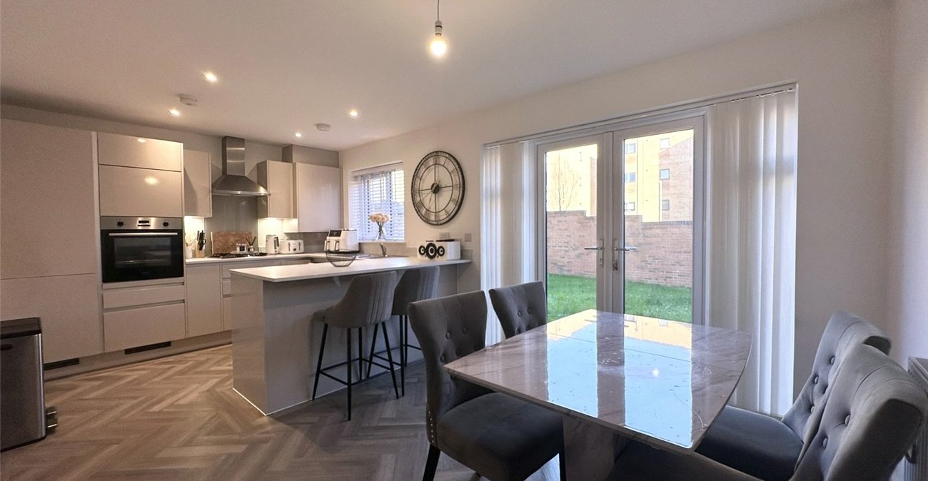 3 bedroom house for sale in Greenhithe | Robinson Jackson