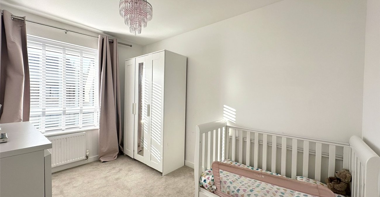 3 bedroom house for sale in Greenhithe | Robinson Jackson