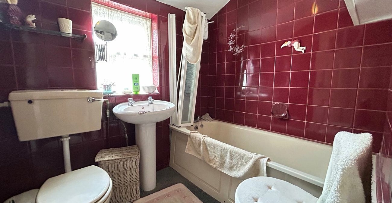 3 bedroom house for sale in Woolwich | Robinson Jackson