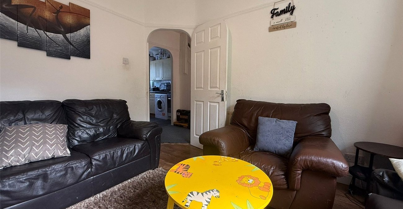 3 bedroom house for sale in Abbey Wood | Robinson Jackson
