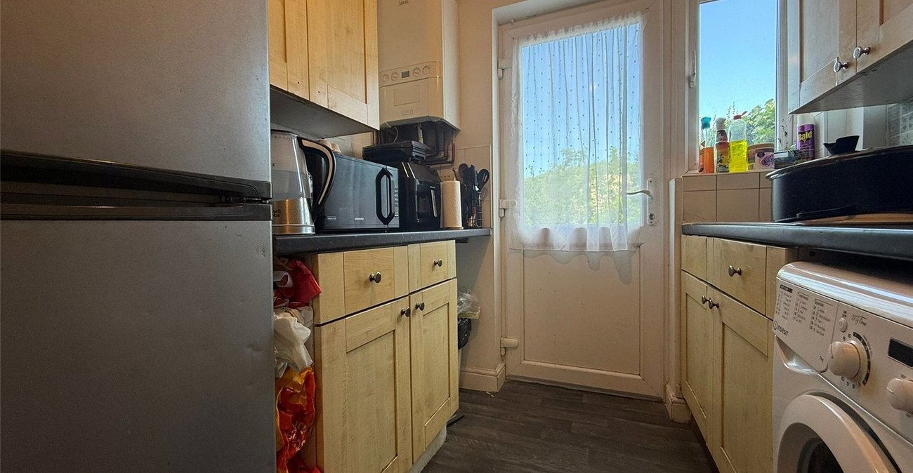 3 bedroom house for sale in Abbey Wood | Robinson Jackson