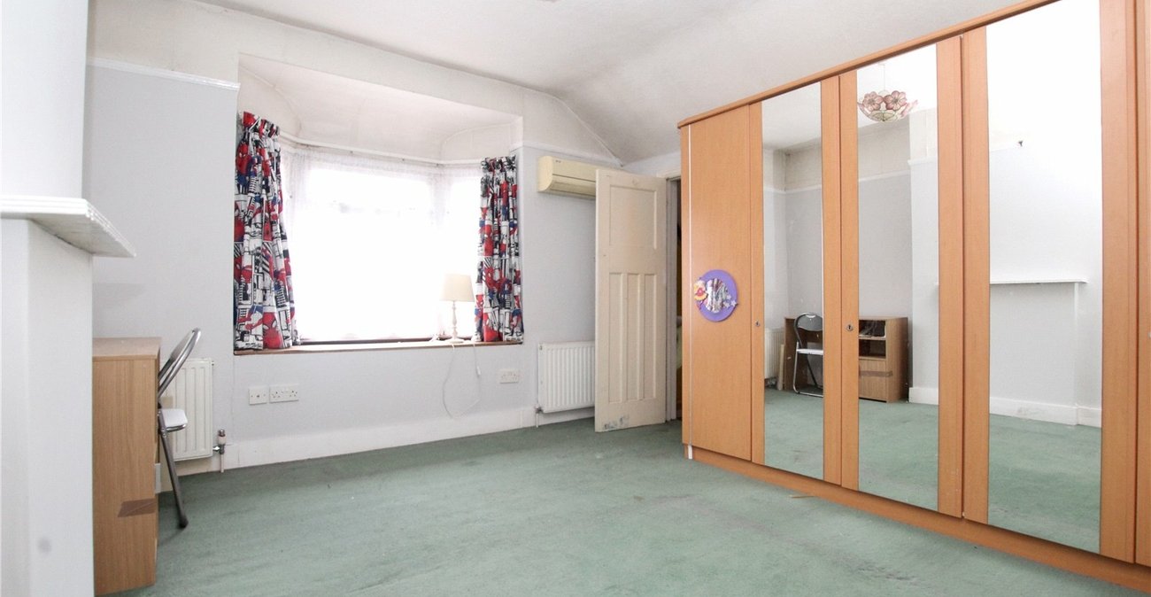 3 bedroom house for sale in Abbey Wood | Robinson Jackson