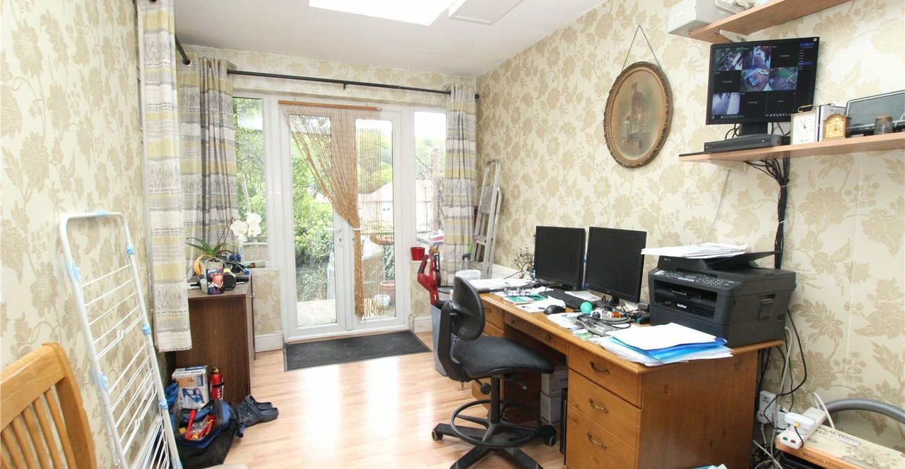 3 bedroom house for sale in Abbey Wood | Robinson Jackson