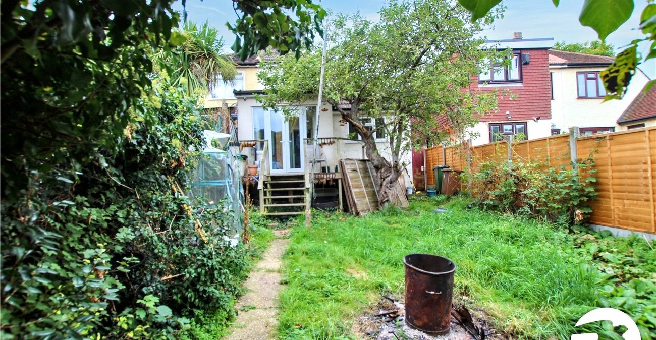 3 bedroom house for sale in Abbey Wood | Robinson Jackson