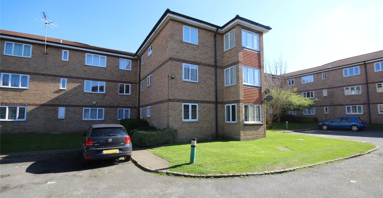 2 bedroom property for sale in Welling | Robinson Jackson