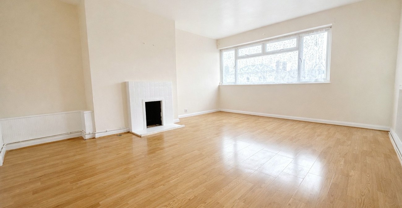1 bedroom property for sale in London | Robinson Jackson