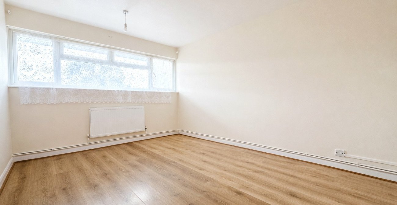 1 bedroom property for sale in London | Robinson Jackson