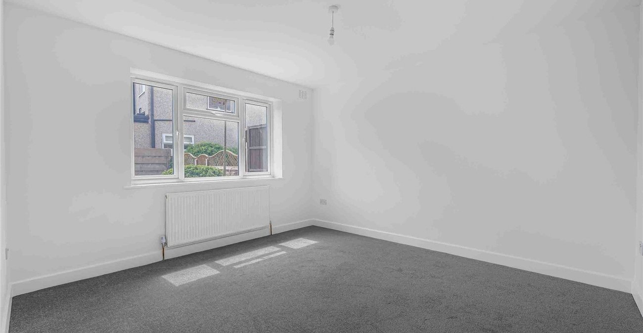 2 bedroom property for sale in Welling | Robinson Jackson