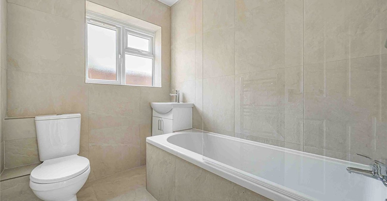 2 bedroom property for sale in Welling | Robinson Jackson