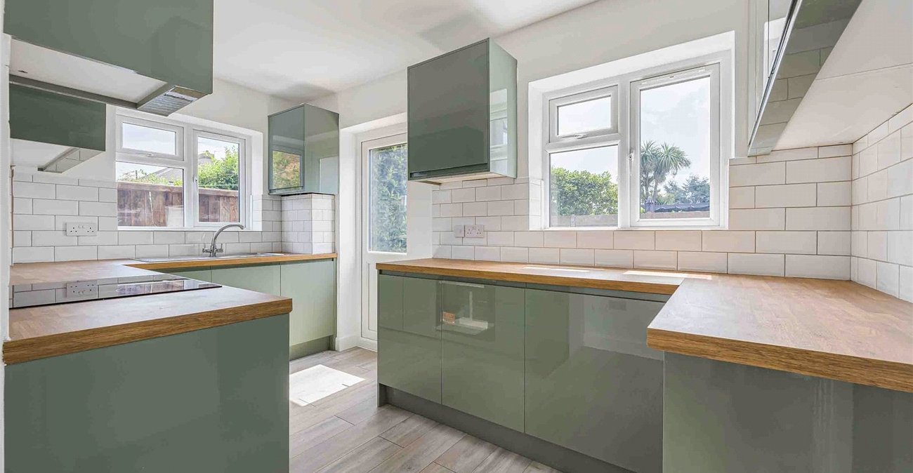 2 bedroom property for sale in Welling | Robinson Jackson