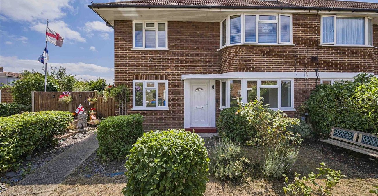 2 bedroom property for sale in Welling | Robinson Jackson