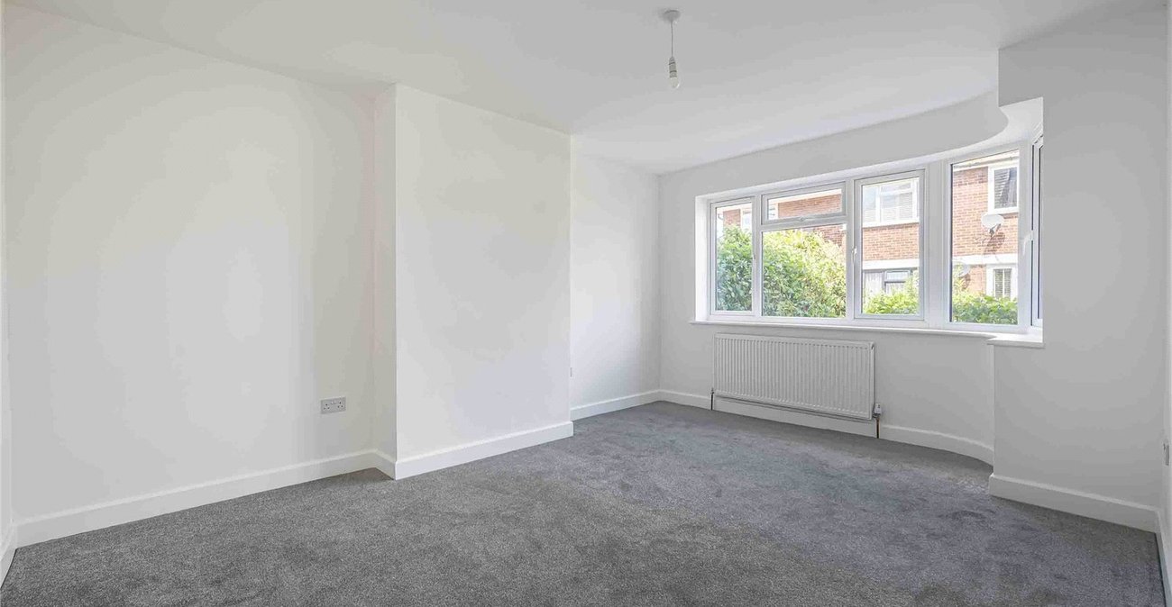 2 bedroom property for sale in Welling | Robinson Jackson