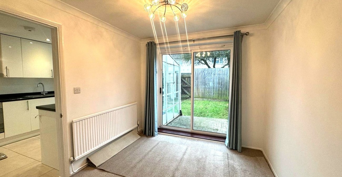 3 bedroom house for sale in Welling | Robinson Jackson