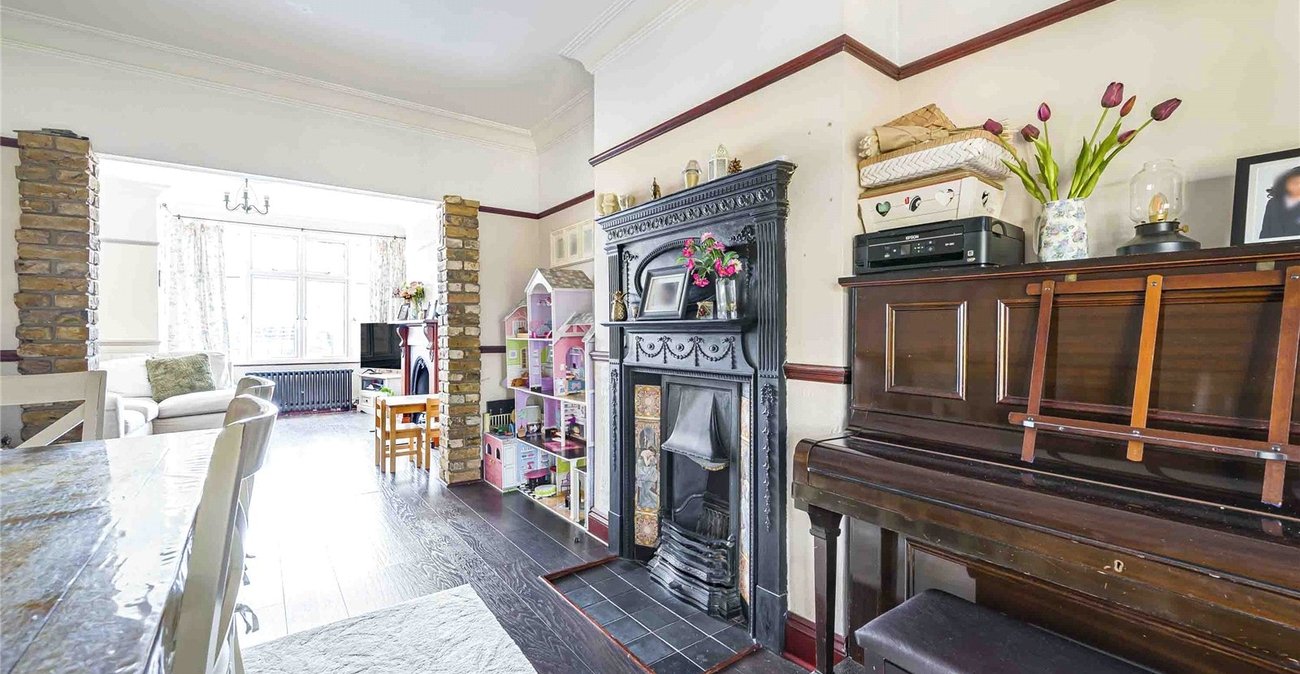 3 bedroom house for sale in Welling | Robinson Jackson