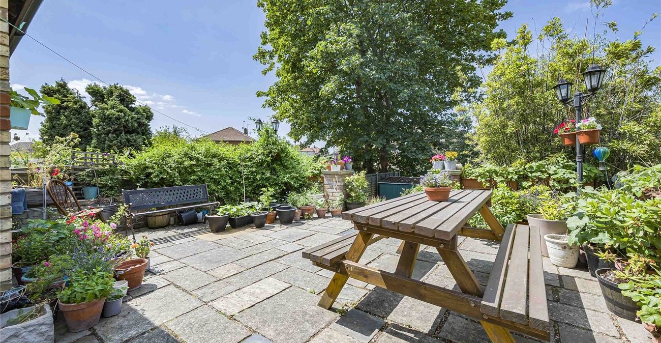 3 bedroom house for sale in Welling | Robinson Jackson