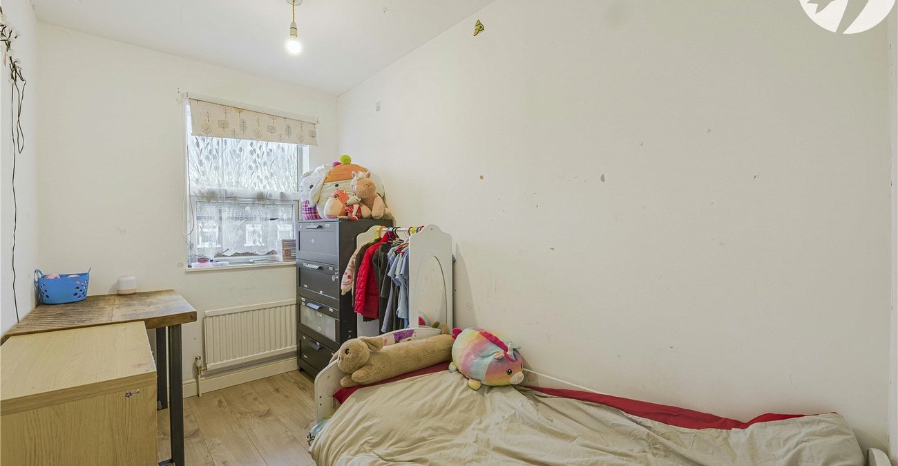 4 bedroom house for sale in Mottingham | Robinson Jackson