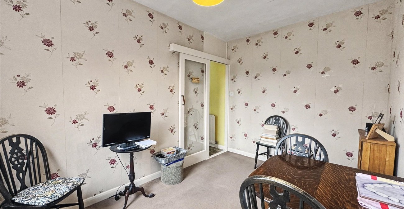 3 bedroom house for sale in Wigmore | Robinson Michael & Jackson