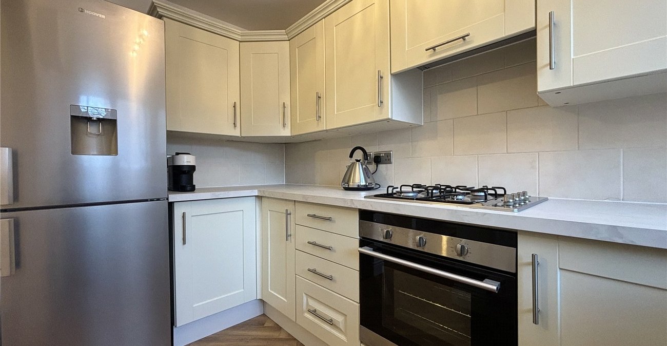 2 bedroom house for sale in Walderslade Woods | Robinson Michael & Jackson