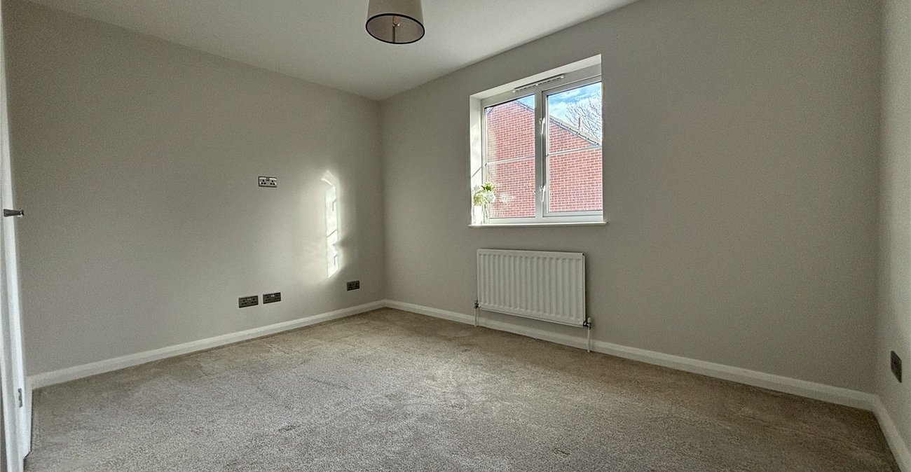 2 bedroom house for sale in Walderslade Woods | Robinson Michael & Jackson