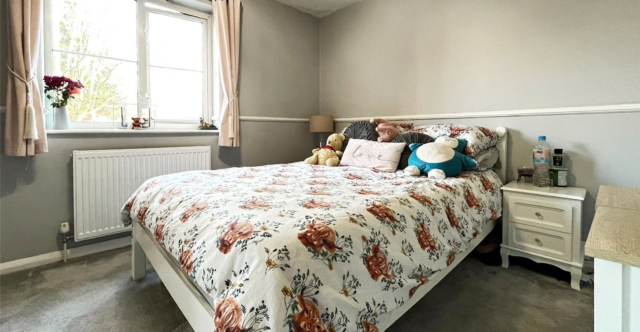 2 bedroom house for sale in Walderslade Woods | Robinson Michael & Jackson