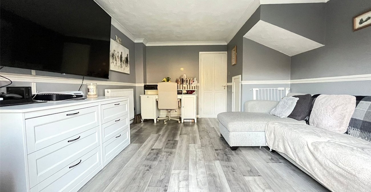 2 bedroom house for sale in Walderslade Woods | Robinson Michael & Jackson