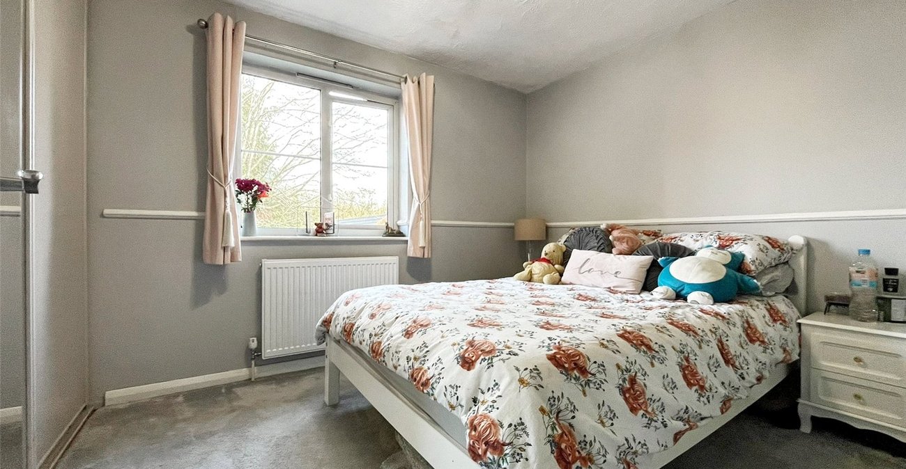 2 bedroom house for sale in Walderslade Woods | Robinson Michael & Jackson