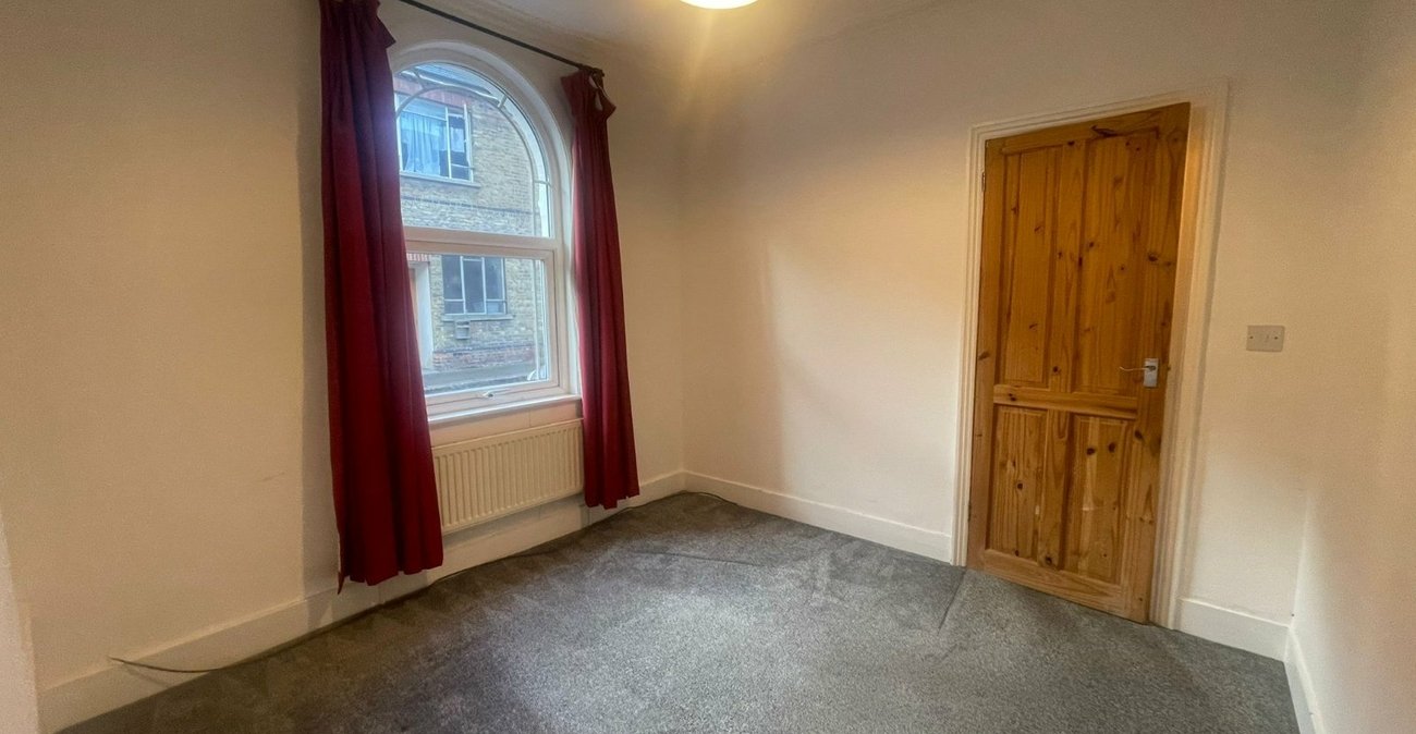 2 bedroom house for sale in Gravesend | Robinson Michael & Jackson