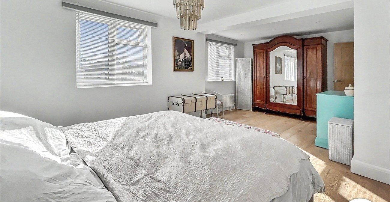4 bedroom house for sale in Sidcup | Robinson Jackson