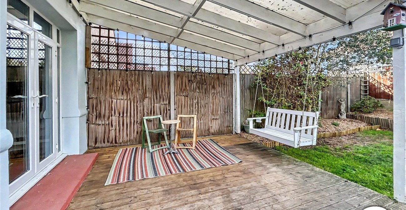 4 bedroom house for sale in Sidcup | Robinson Jackson