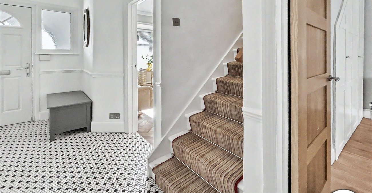 4 bedroom house for sale in Sidcup | Robinson Jackson