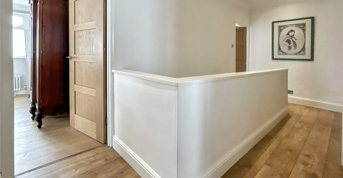 4 bedroom house for sale in Sidcup | Robinson Jackson