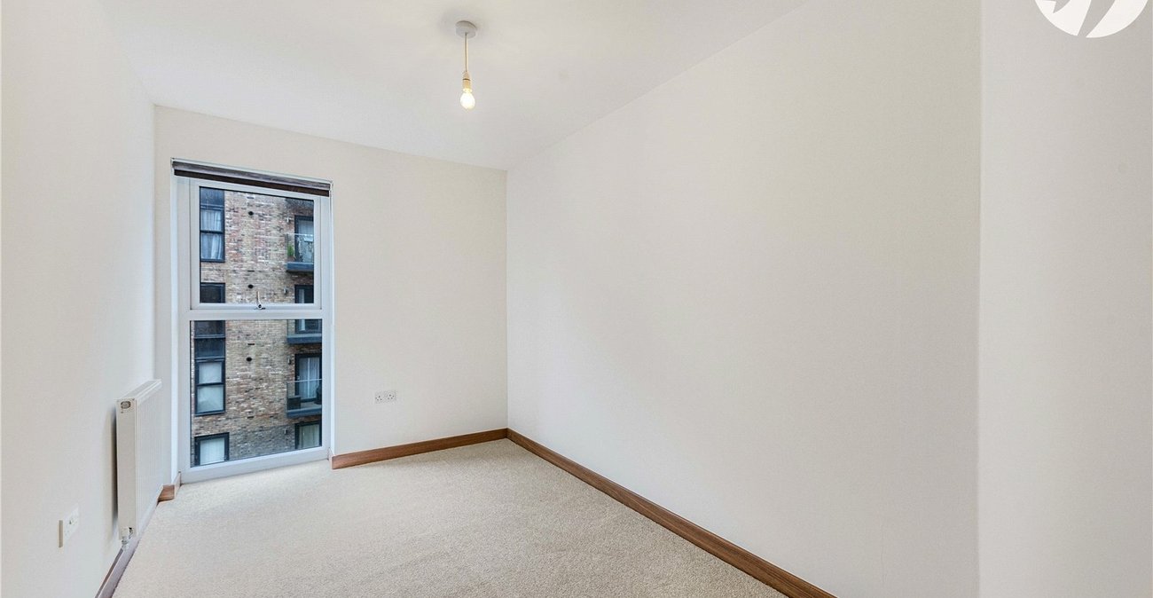 3 bedroom property for sale in Dartford | Robinson Jackson