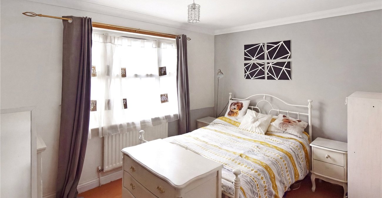 3 bedroom house for sale in Dartford | Robinson Jackson