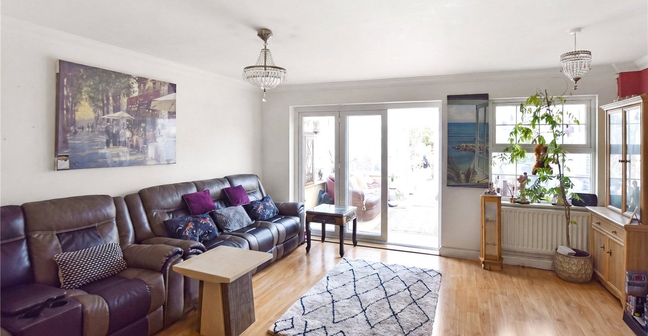3 bedroom house for sale in Dartford | Robinson Jackson