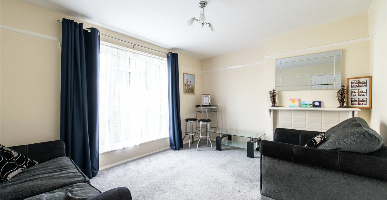 1 bedroom property for sale in Maidstone | Robinson Michael & Jackson