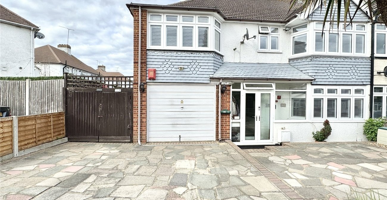 4 bedroom house for sale in Swanley | Robinson Jackson