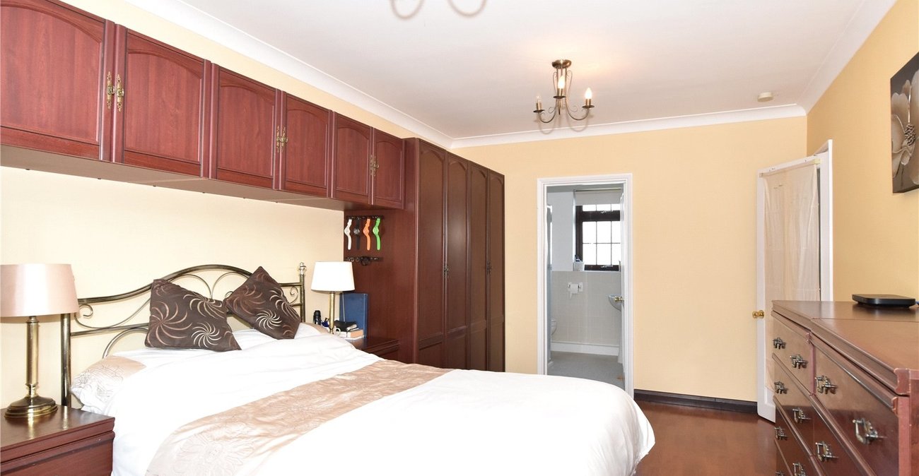 4 bedroom house for sale in Swanley | Robinson Jackson