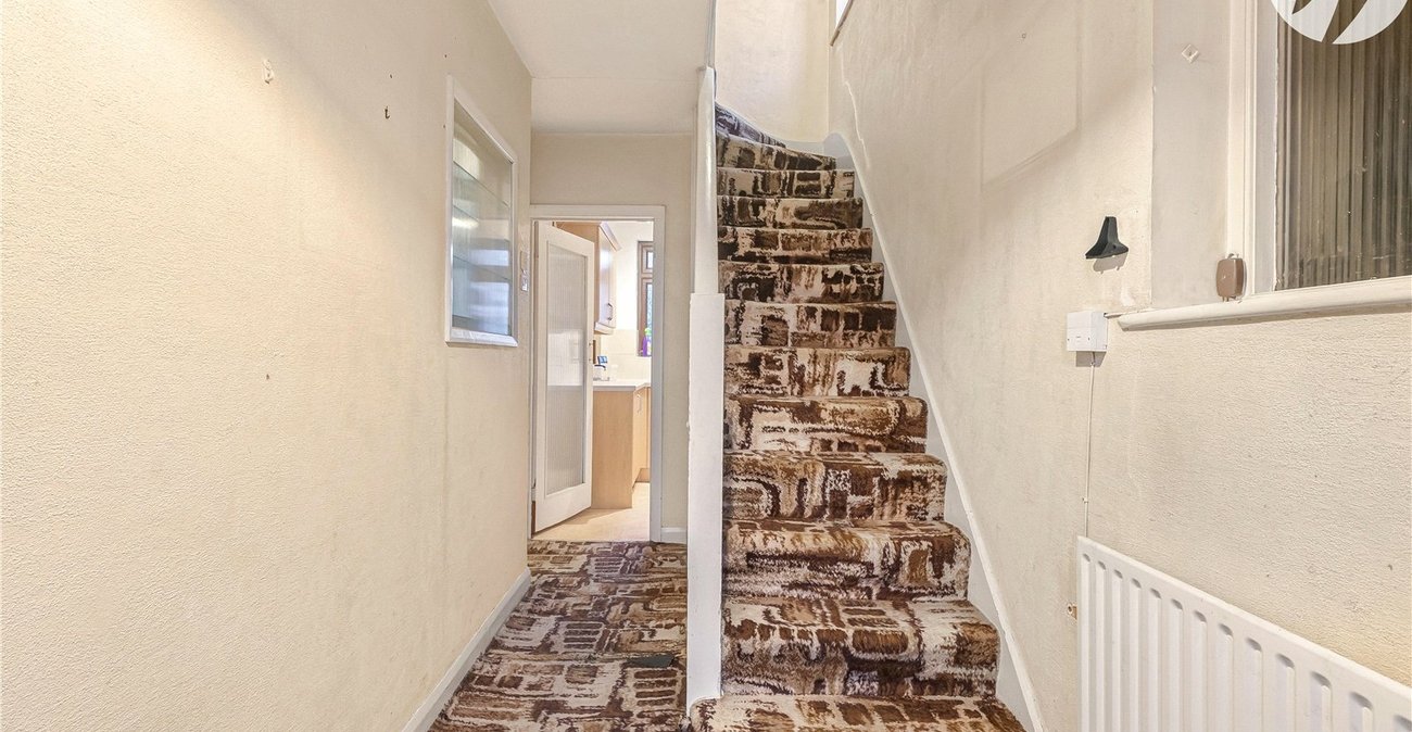 3 bedroom house for sale in Swanley | Robinson Jackson