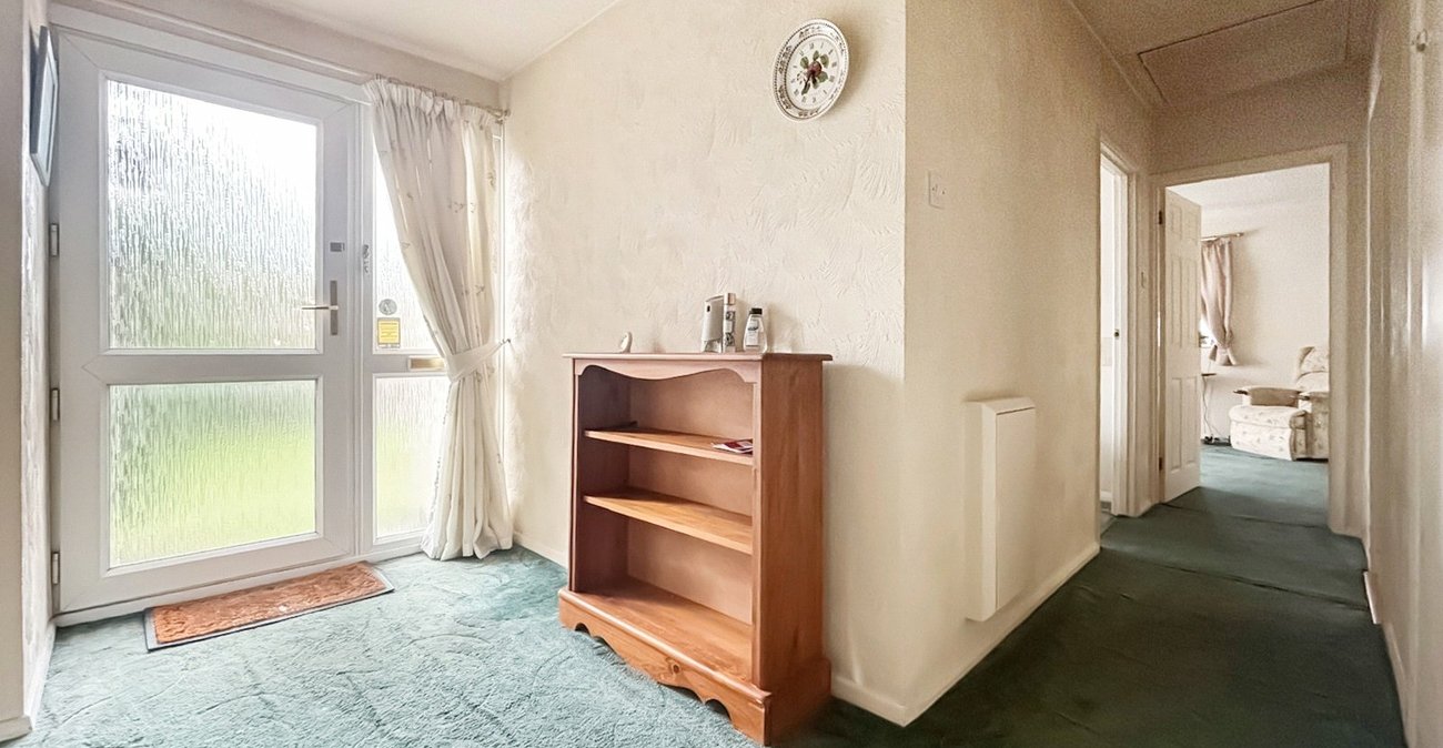 3 bedroom bungalow for sale in Bexley | Robinson Jackson