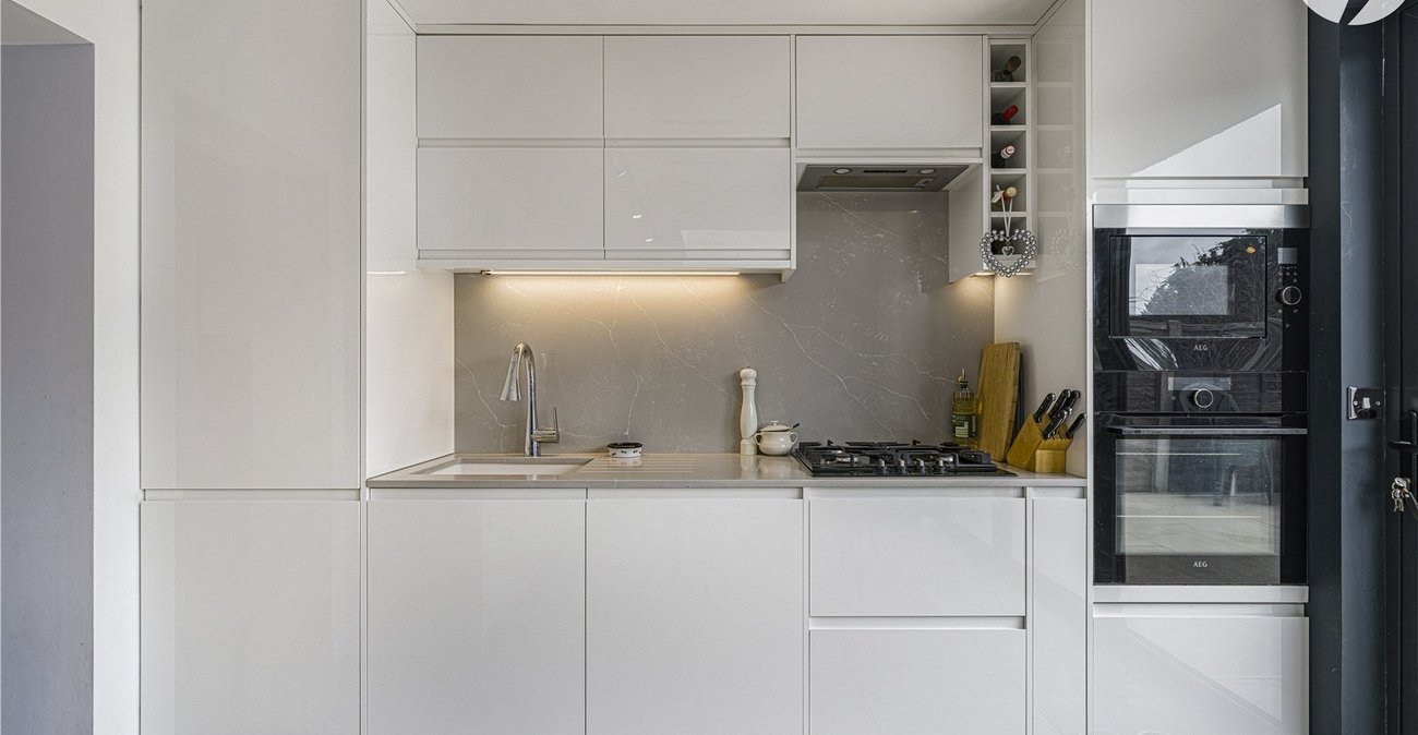 3 bedroom house for sale in Dartford | Robinson Jackson