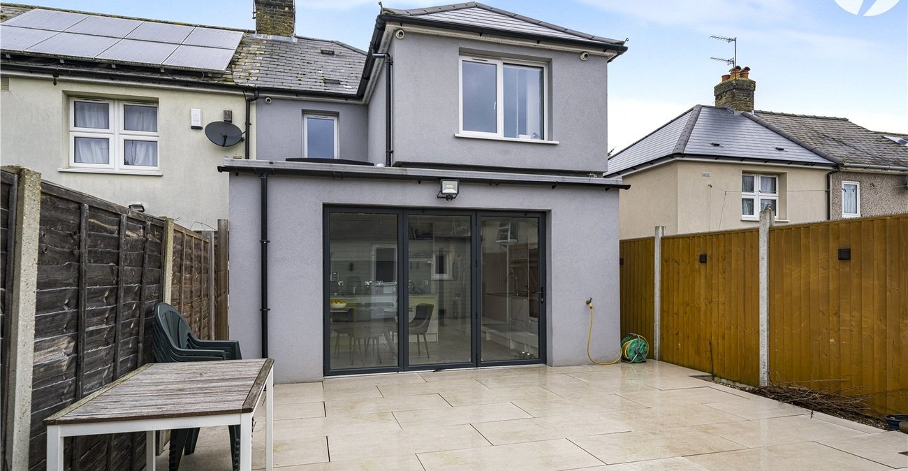 3 bedroom house for sale in Dartford | Robinson Jackson