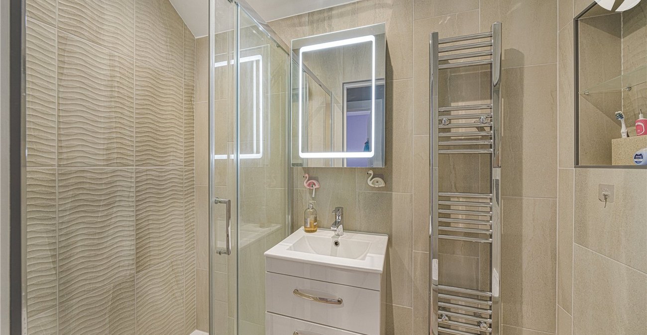 3 bedroom house for sale in Dartford | Robinson Jackson