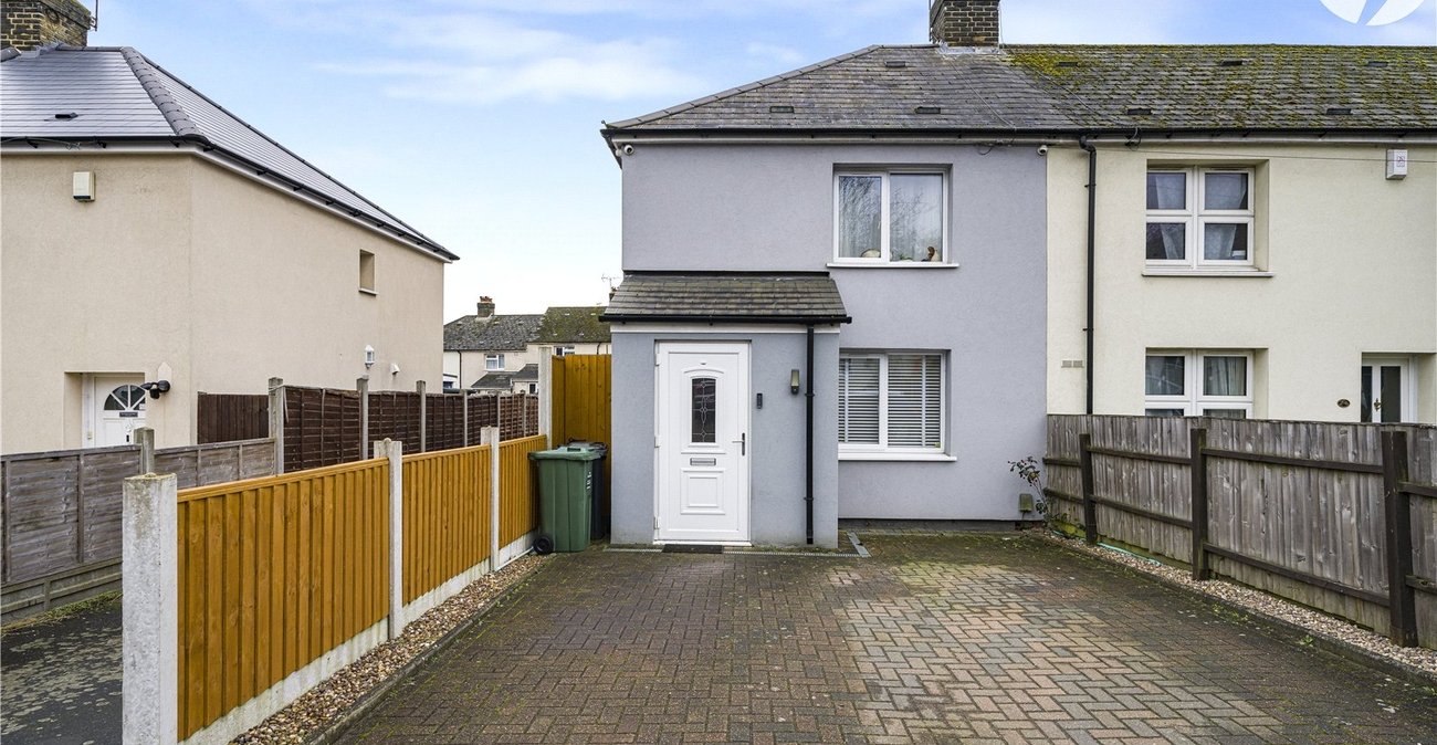 3 bedroom house for sale in Dartford | Robinson Jackson