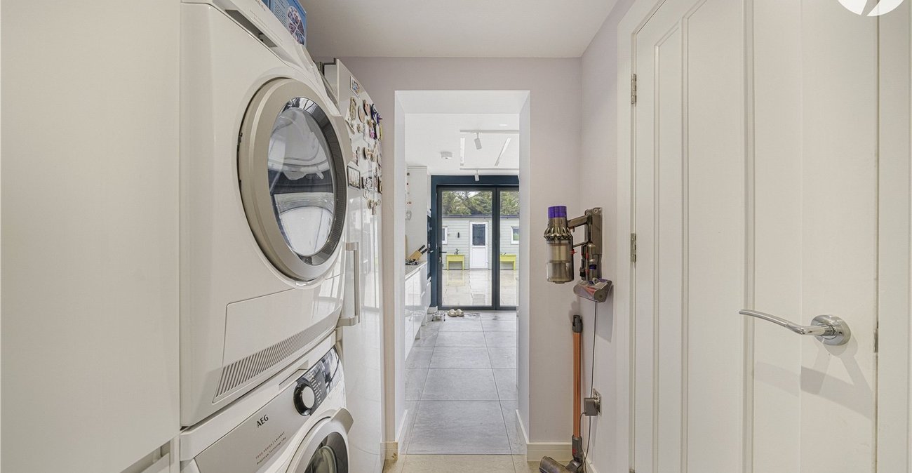 3 bedroom house for sale in Dartford | Robinson Jackson