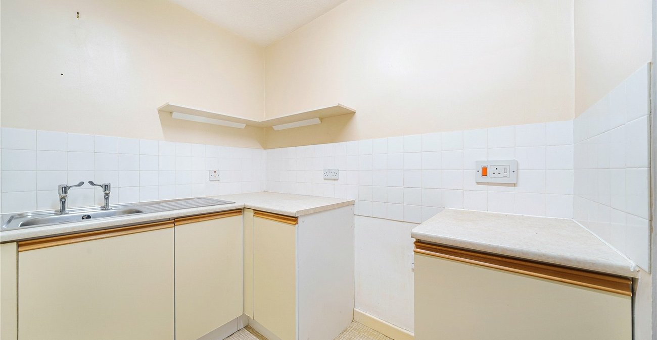 1 bedroom property for sale in Bromley | Robinson Jackson