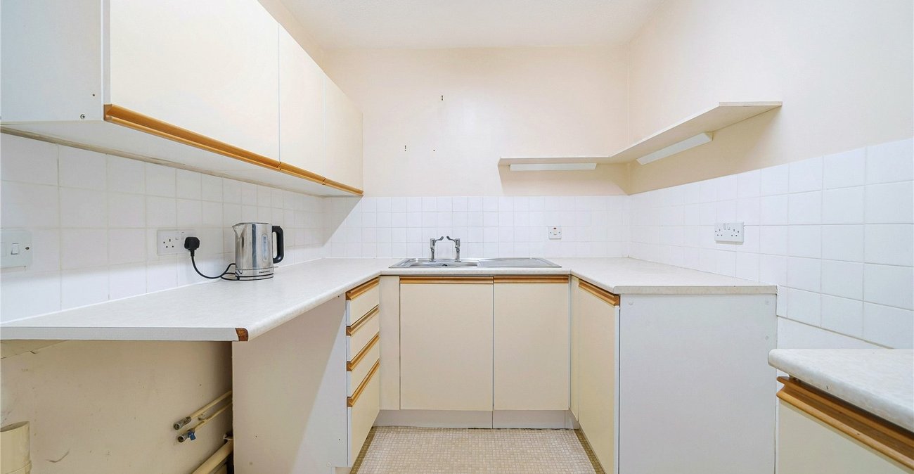 1 bedroom property for sale in Bromley | Robinson Jackson