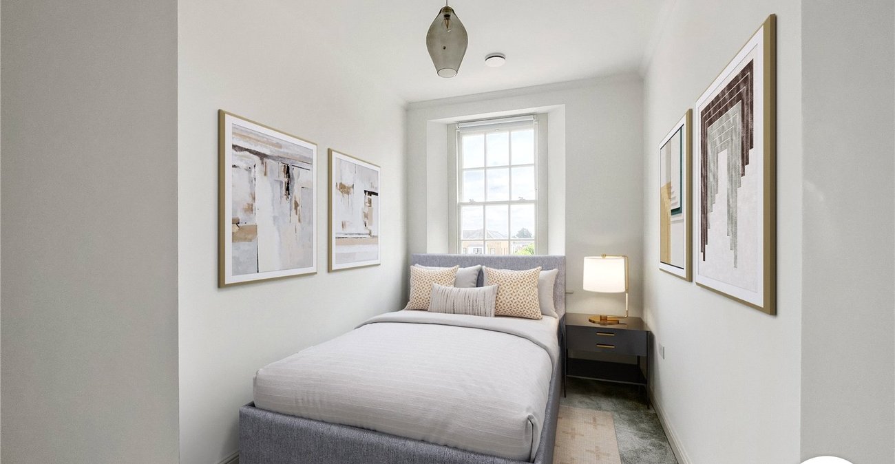 2 bedroom property for sale in Leybourne | Robinson Michael & Jackson