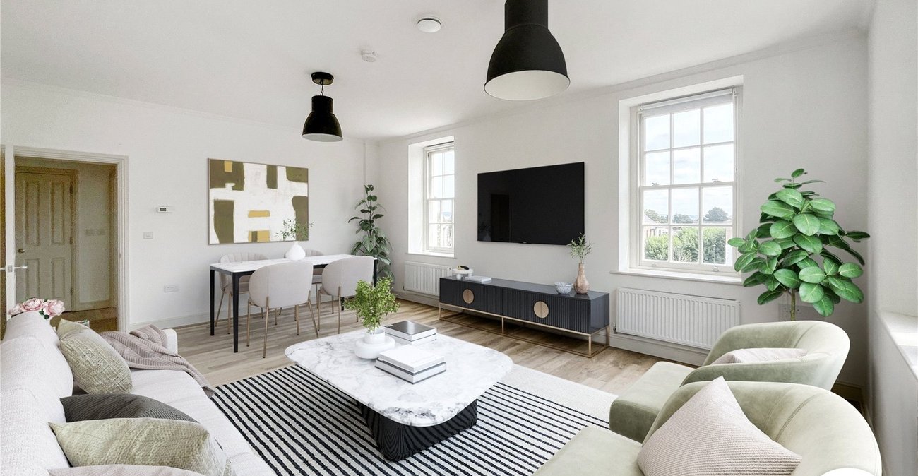 2 bedroom property for sale in Leybourne | Robinson Michael & Jackson